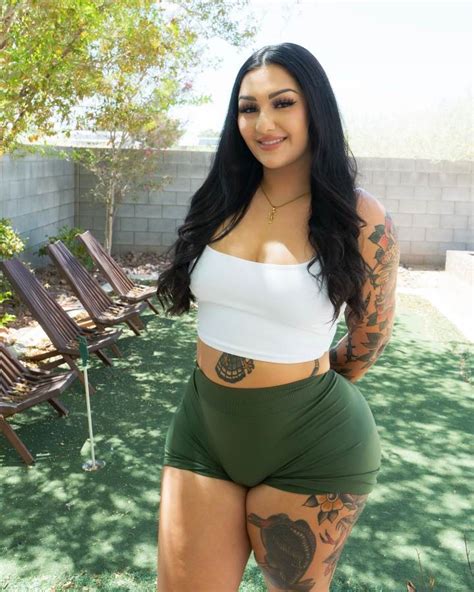 🍌 Roxanne Roselle Onlyfans Leaked XXX