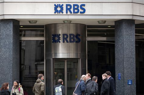 Royal Bank: Fiscal Q3 Earnings Snapshot