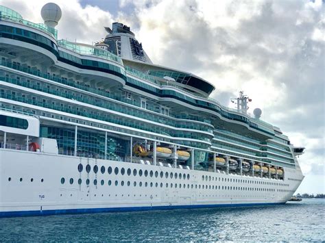 Royal Caribbean redeploys cruise ships for 2024-2024 …