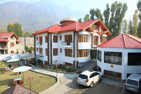 Royal Khazir Boutique Srinagar Hotel BOOK Now @ ₹0