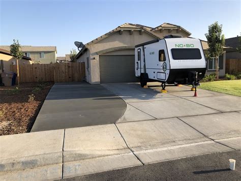 6101 Royal Coach Dr, Bakersfield, CA 93306 is currently not for sale. The 1,498 Square Feet single family home is a 4 beds, 2 baths property. This home was built in 1991 and last sold on 2021-09-03 for $265,000. View more property details, sales history, and Zestimate data on Zillow.. 