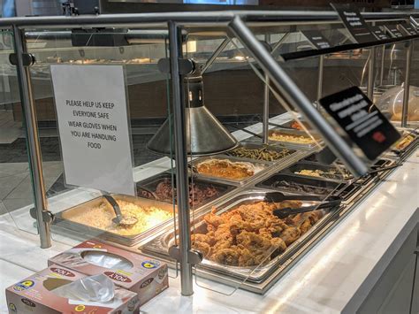 Royal corral buffet. With over 150 choices in our endless buffet, There's something for everyone at Golden Corral. Find a Golden Corral near you today! Lunch Buffet Menu Our lunch buffet is never short of tasty menu options to pick from. Whether you prefer burgers, soup and salad, or ... 