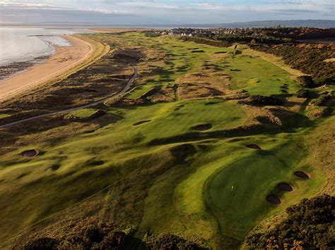 Royal dornoch golf club. In 2016, Royal Dornoch, the renowned golf club in the Scottish Highlands, is working closely with the local community to create a year of celebration. “400 years of golf at Dornoch” is a club and community year-long celebration of golf and its impact on the local area. The 400 years celebration will allow golfers, the … 