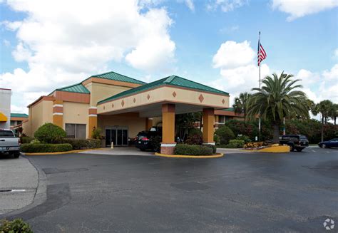 8296 S. Orange Blossom Trail, Orlando FL Directions. ( 642 Reviews) 1 / 7. Relax and enjoy our seasonal outdoor pool. Red Roof Inn Orlando South - Florida Mall. Our hotel’s friendly guest service representatives are ready to welcome you. Superior King with Jetted Tub Non-Smoking. Deluxe 2 Full Beds Non-Smoking. .