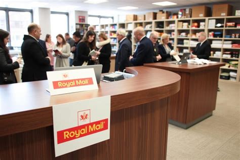 Royal mail opening times.  Drop off pre-paid items* Return items/span>...