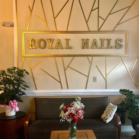Took my mini me to get her nails done. I was in need of a nail salon so I looked up on my handy dandy Yelp and came across Royal Nails. It got great reviews so I decided to check it out. I was able to make an appointment the same day which was convenient. I had an appointment yesterday at 2:30. Business is located off of Roseburg.. 