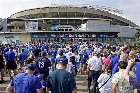 Royals owner pens letter to fans in hopes of being more transparent about stadium plans