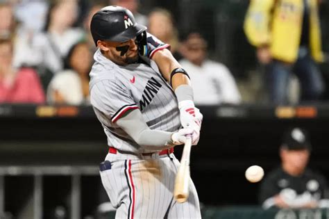 Royce Lewis sets Twins season record for grand slams with 4th in 10-2 win over White Sox