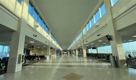 Fort Myers Airport future arrivals. Below you can