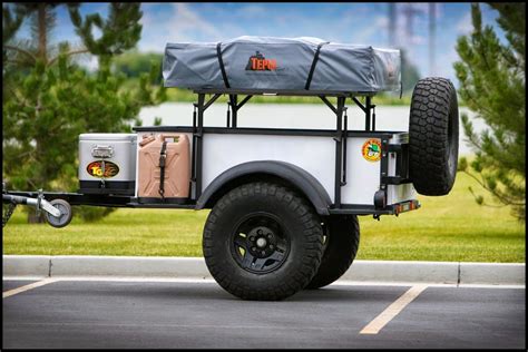 Few things are more rewarding than camping in the backcountry and roof top tents are a great way to set up camp in minutes. Smittybilt's Overlander Tents are packed full of features and sets up in just minutes, keeping you safe and secure as you sleep. Available in tactical gray or beige and Available in Standard (sleeps 2-3), XL (sleeps 3-4 .... 