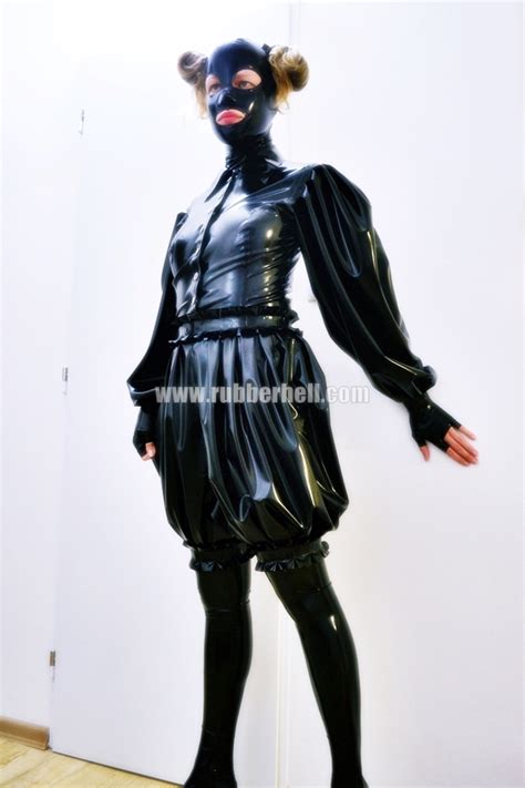 Rubberhell Leaks +18 159 Vids