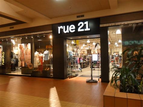 Rue 21.. rue21 is deeply rooted in offering the latest trends with an affordable price tag. Serving as a leading fast-fashion retailer in the nation, rue21 currently operates more than 500 stores. We’re focused on bringing fresh, affordable, new trends to you at River Oaks Center that you can’t find anywhere else! 