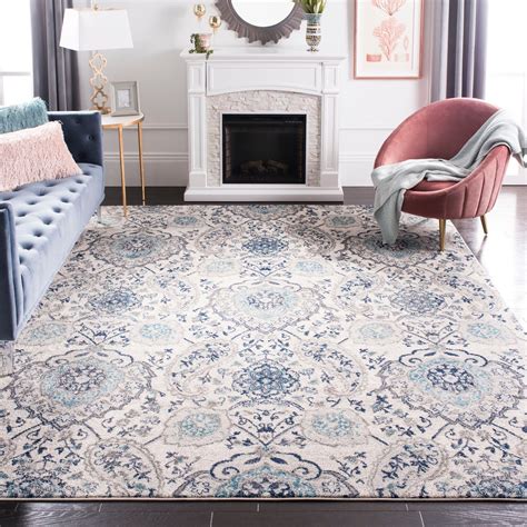 From Persian rugs to jute rugs, find gorgeous, on-tre