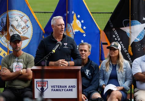 Run to Home Base race in Fenway Park a lifeline for supporting veterans and families