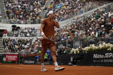 Rune follows up win over Djokovic by beating Ruud to reach Italian Open final