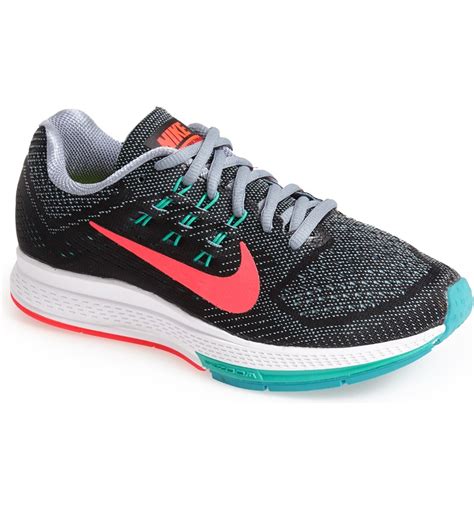 Running shoe shoes. Racing flats: This class of performance running shoe is designed for maximum speed. Nike racing shoes are super light, with little to no heel drop. Running … 