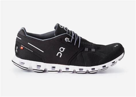 Running trainer brands. Mar 6, 2024 · Our favorite low-drop running shoes. The Escalante 3 is a zero-drop shoe with a low profile and the feel of a more-traditional trainer than its predecessor, the Escalante 2.5. But its appeal still ... 