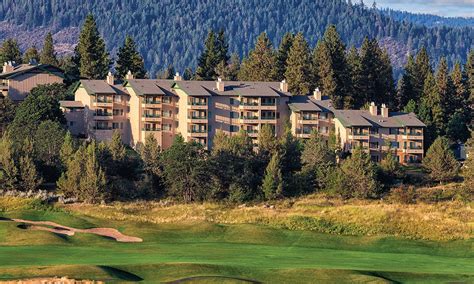 Running y resort. 5500 Running Y Road. Klamath Falls, Oregon 97601. 541-850-5500. Email. Running Y Ranch is Southern Oregon’s premier destination resort, located on 3,600 acres bordering Klamath Lake and just across the California border in Klamath Falls, Oregon. This resort community features an 82 guestroom lodge, 7,500sf of … 
