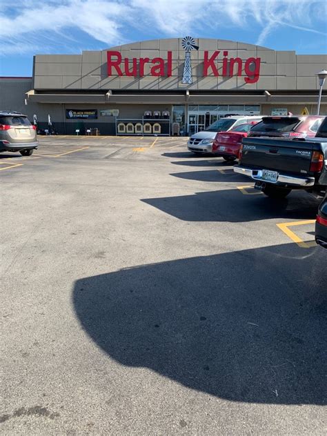 Rural king maryville tn. Rural King is a family-owned business with over 130 stores in 13 states, offering over 100,000 items for farming, home, and outdoor needs. Find their location, phone … 