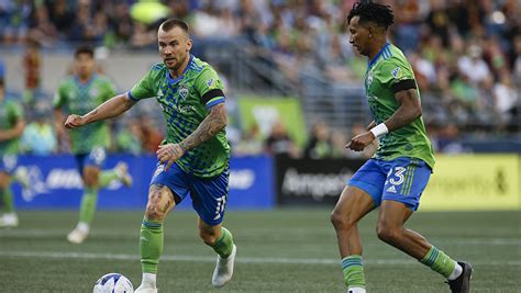 Rusnák, Frei lead Sounders to 1-0 victory over Dynamo
