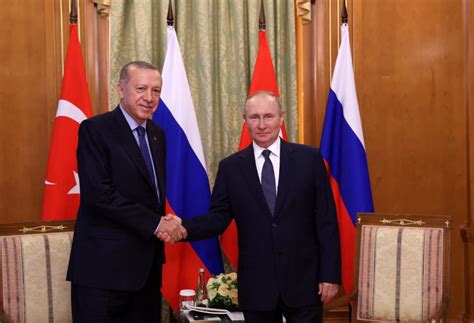 Russia’s Putin and Turkey’s Erdogan will meet next week after Ukraine grain deal unraveled