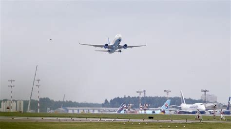 Russia ends visa regime for Georgia, restores direct flights