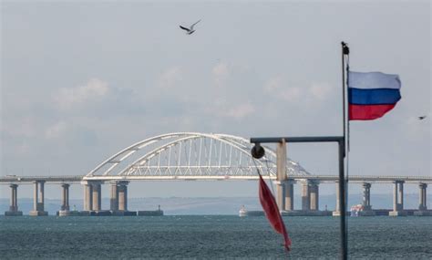 Russia fortifies defenses around Crimea bridge, UK says