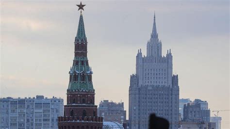 Russia imposes travel restrictions on UK diplomats