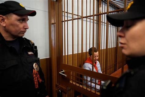 Russia jails theater director amid crackdown on dissent