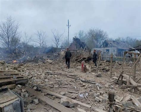 Russia missile attack on Ukraine injures 34, damages homes
