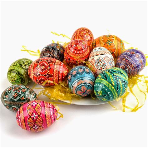 Russian easter eggs. Easter is a special time of year when families get together to eat their favorite foods, and games like Easter egg rolling and egg hunts are played by children. Some people have a favorite design they like to paint their eggs with each year... 