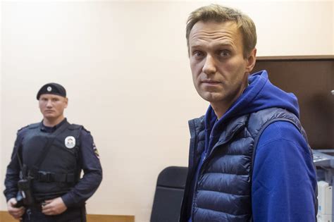 Russian opposition leader Navalny fails to appear in court as allies search for him in prison system