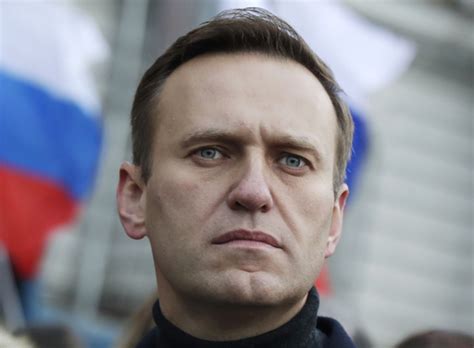 Russian opposition leader Navalny urges anti-Kremlin campaign as his new trial begins