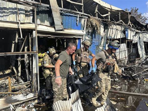 Russian strike on eastern Ukrainian market kills 16