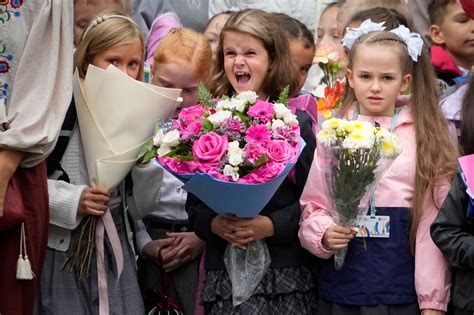 Russian students return to new lessons boosting patriotism