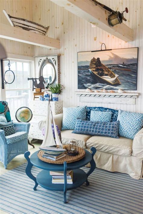 Rustic Beach Cottage Design Small Living Room