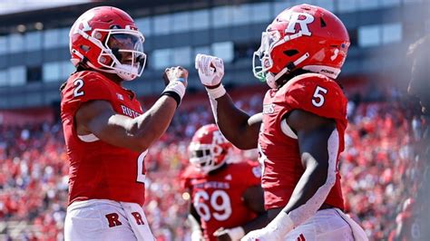 Rutgers looks for its seventh straight win against Temple in a New Jersey Turnpike game