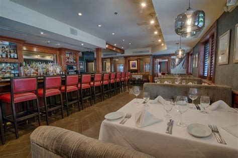 Ruth chris annapolis. Melissa’s Story. In the Spring of 2014, Melissa Gordon was tending bar when a group of Ruth’s Chris Team Members came in for happy hour. As they chatted, she learned that Ruth’s Chris was hiring. Impressed by what she heard about the company from these Team Members, Melissa decided to take a leap and joined … 