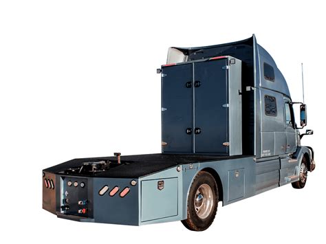 Top 10 Reasons to Consider an RV Hauler HDT (Heavy Duty Truck) over a Pickup Truck, Medium Duty Truck (MDT) or a Sport Truck. Safety – superior braking and control. Capabilty – You can pull the largest trailers, and take all your toys. Easy to Drive – automatic transmissions with no clutch.