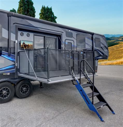 Rv pro. In fact, the company estimates its products are found in 70 percent to 80 percent of all RVs. Founded in 1968, Duo Form’s offerings for RV bathrooms include shower walls, tubs and shower pans. “We’re known for our bath products,” says Shelly Ditmer, previously the company’s vice president of sales, who took over as president in mid-2020. 