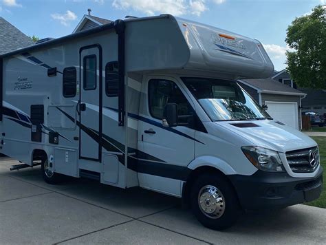 Find a RV Rental Near Me in Aurora, IL! Are you searching to rent a particular RV at a certain price range or a specific year in the Aurora area? Our RV Rentals are updated daily with RVs and trailers for rent. Find the travel trailer, toy hauler, diesel pusher, park model, or truck camper you are searching for to rent using our advanced search .... 