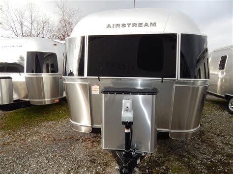 for Sale in. milan, Tennessee. View Makes | View New | View Used | Find RV Dealers in Milan, Tennessee | About. Top Makes. (1) Newmar. (1) Thor Motor Coach. close. Tennessee (2) View our entire inventory of New Or Used RVs in Milan, Tennessee and even a few new non-current models on RVTrader.com.. 