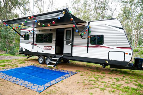 Rv travel world. 1.5 baths. MSRP $34,113. The Gulf Stream RV Ameri-Lite Ultra Lite 285DB is, well, lite. At just 6,200 pounds and 35′ long, this 2 bathroom RV is perfect for first-time RVers. While this travel trailer with 2 bathrooms offers both affordability and durability, it looks rich and luxe. 
