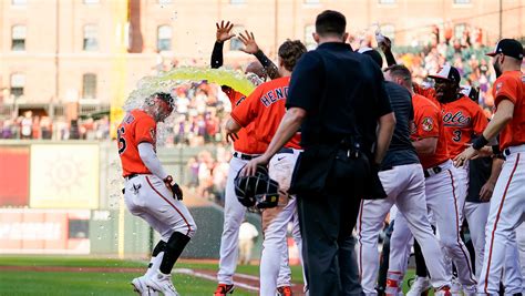 Ryan McKenna’s walk-off homer in 10th gives Orioles dramatic 6-4 win over Mariners