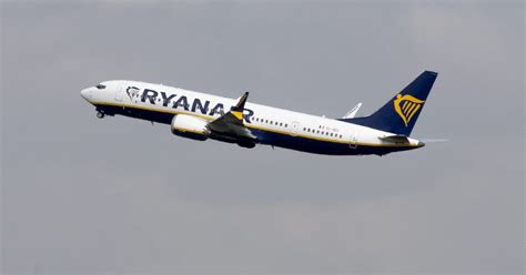 Ryanair rages at ‘Soviet’ Italy as EU eyes Meloni’s move to curb flight prices