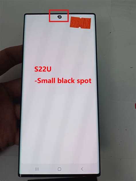 S22 4 dots on screen.  It&rsquo;s an S22 Ultra.  Jul 2, 2024 · 4 black dtos appear...