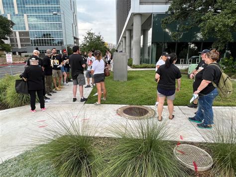 SAG-AFTRA Houston-Austin Local holds rally at The Domain