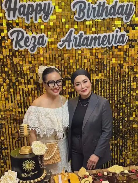 SAHABAT SLOT88 Selebriti bugil & payudara besar sehingga lebih bergoyang sensasi tanpa ribet rasakan adegan liar pencinta film seks terangsang berat image 1