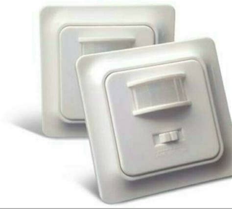 SAKLAR LAMPU SENSOR OTOMATIS-PIR MOTION AR-004 - balustradellc