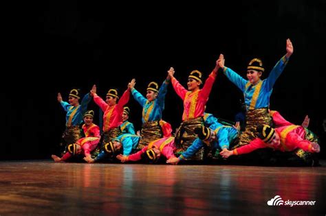 Saman (dance) - muktibox.com